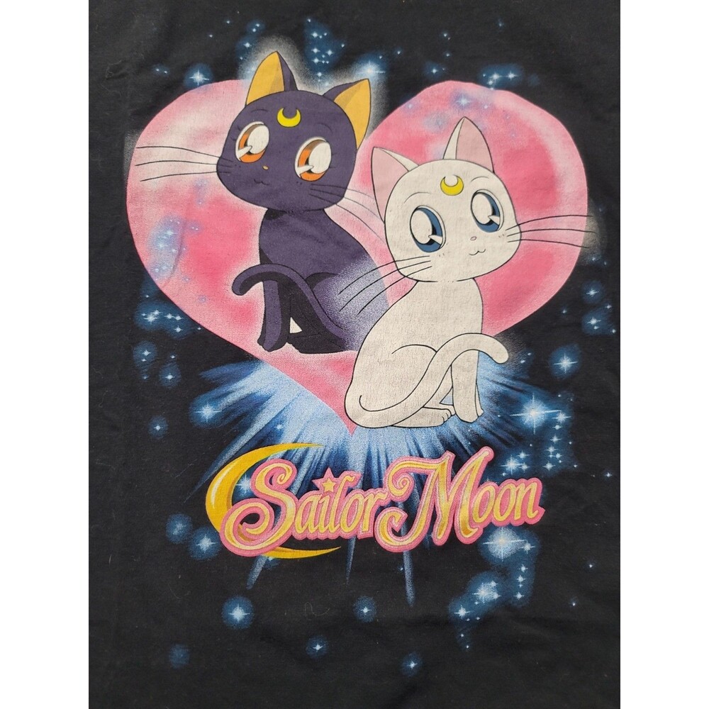 Sailor Moon  New Adult T-Shirt - Luna and Artemis in front of Pink Heart Large